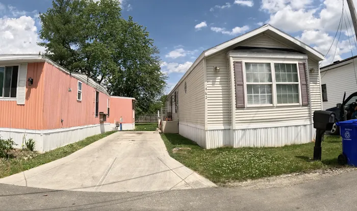 17th Ave Mobile Home Park 9