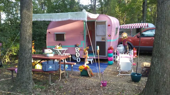 Toodik Family Campground Cabin & Canoeing 1