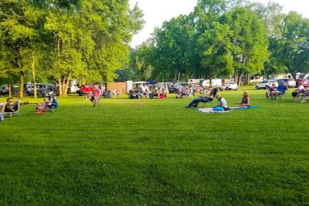 Wally World Riverside RV Resort & Camping