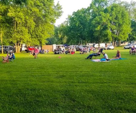 Wally World Riverside RV Resort & Camping