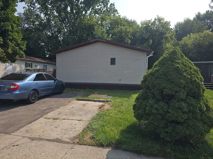 Oakland Estates Mobile Home Park 10