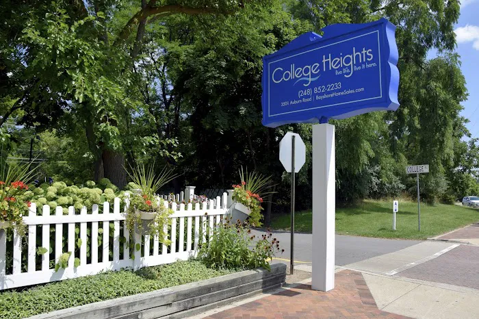 College Heights Manufactured Home Community 8