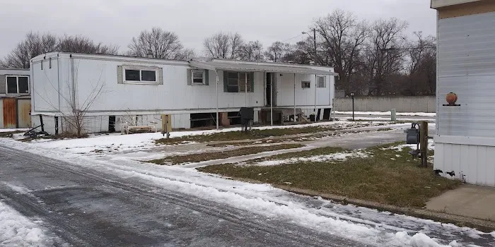 Longs Mobile Home Court 5