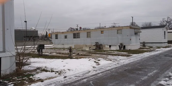 Longs Mobile Home Court 10