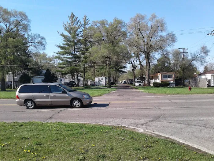 Warwick Village Mobile Home Community 4