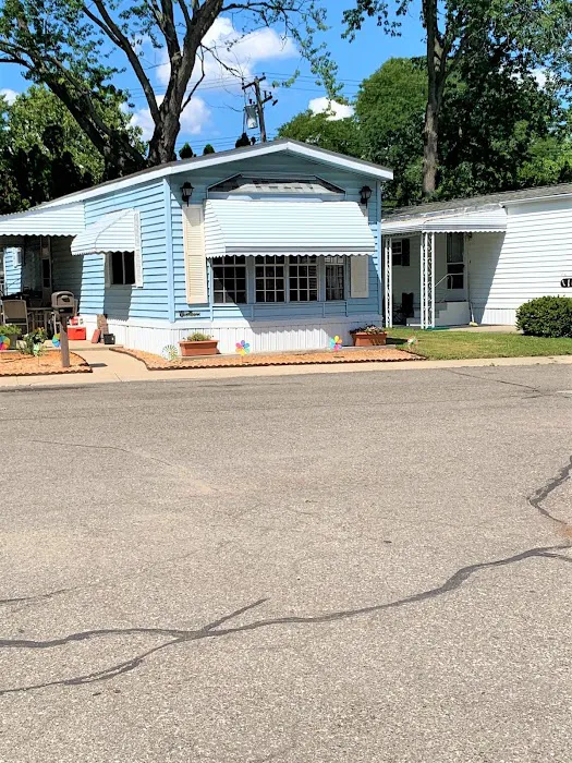 Crestwood Estates 7