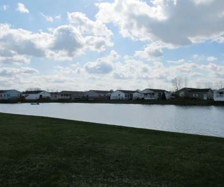 Pine Lakes Community
