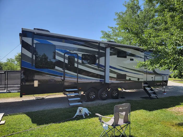Cave Country RV Campground 10