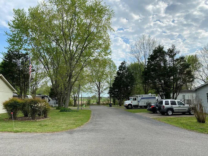 Tiny Town RV Park 10