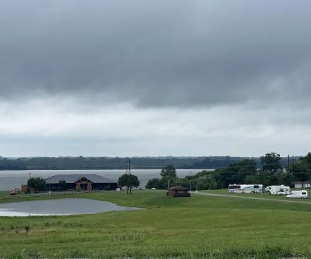 Grand Chain Lodge & Campground