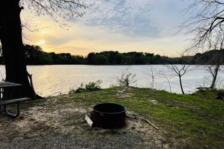 Bluegill Bay Marina & Campground