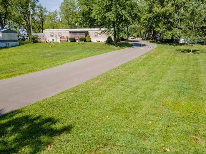 Red Maples Homes & RV Community 2