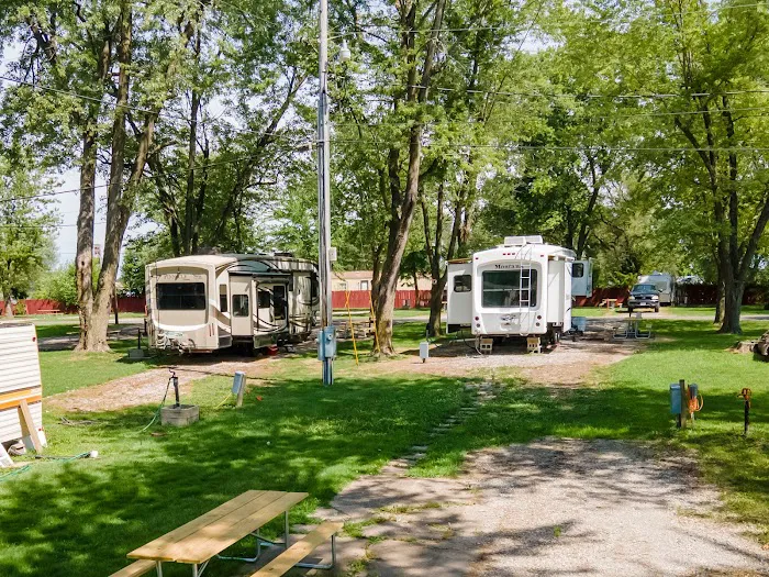 Red Maples Homes & RV Community 9