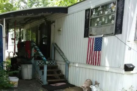 East Gate Trailer Court Inc