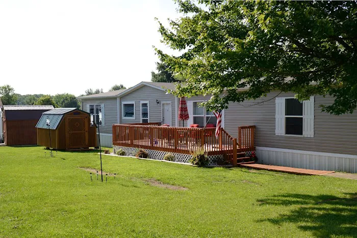 Country Living Pointe Mobile Home Park 7