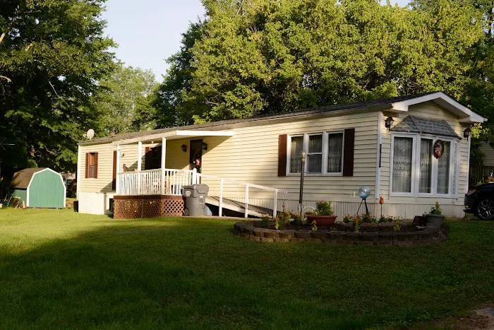 Campbell Pointe Mobile Home Park 6