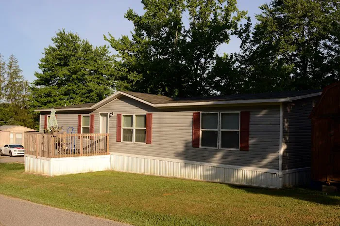 Campbell Pointe Mobile Home Park 8