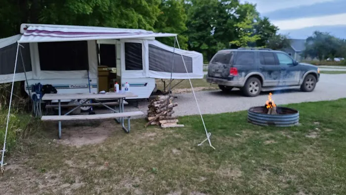 Catchin' Crickets Campground & Vacation Rental 1