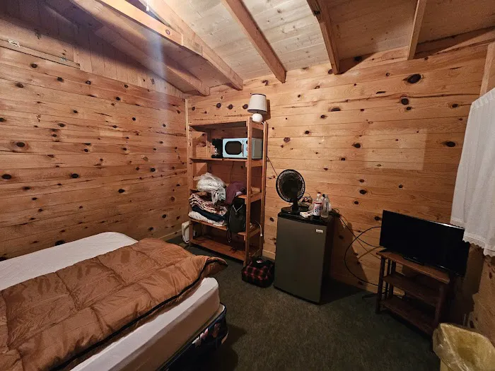 Log Cabin Resort & Campground 9