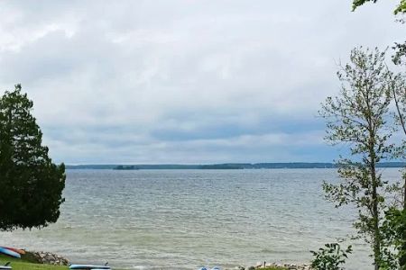 Log Cabin Resort & Campground