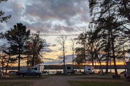 Sunset Cove Resort & Campground