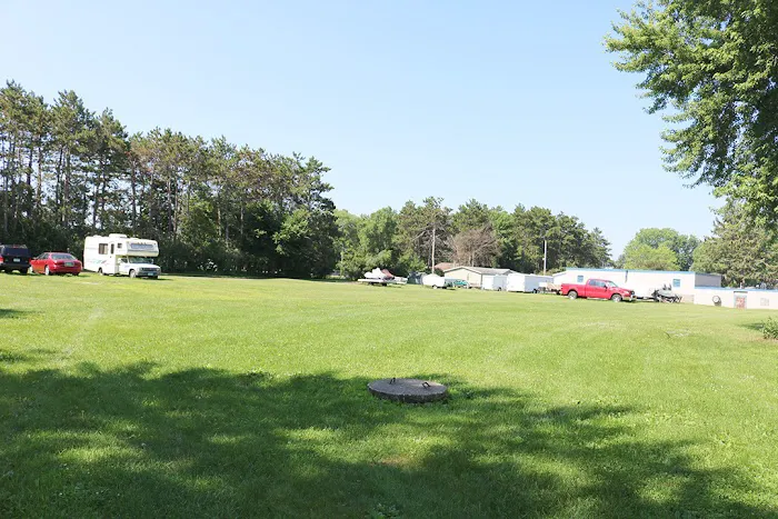 Hugo Estates 2