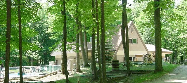 Cadillac Woods Campground 6