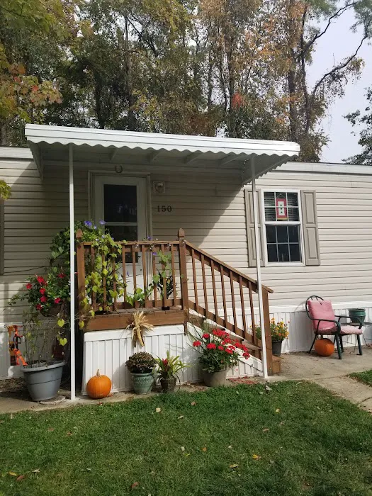 Reynoldsburg Estates Mobile Home Community & Sales 1