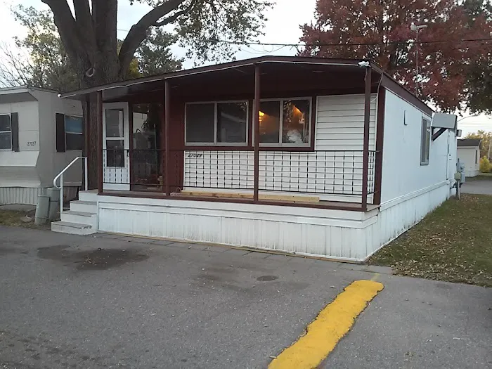 Twin Pines Mobile Home Community 3