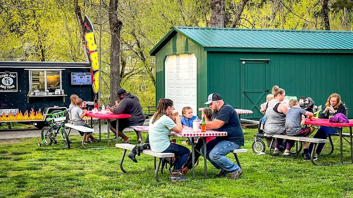 Cummins Ferry RV Park, Campground 10