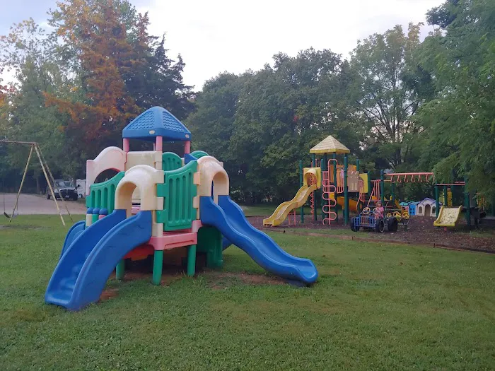 Elizabethtown Crossroads RV Park & Campgrounds - Getaway Retreats 1