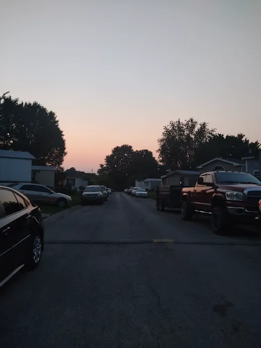 Suburban Pointe Mobile Home Park 6