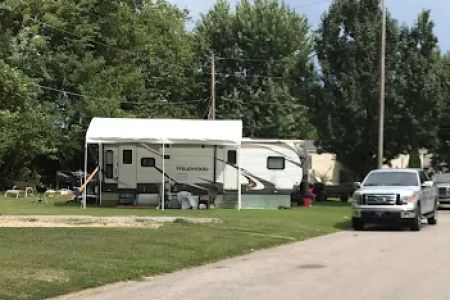 Co-Z Mobile Home Park
