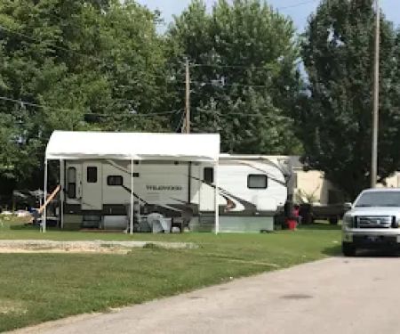 Co-Z Mobile Home Park