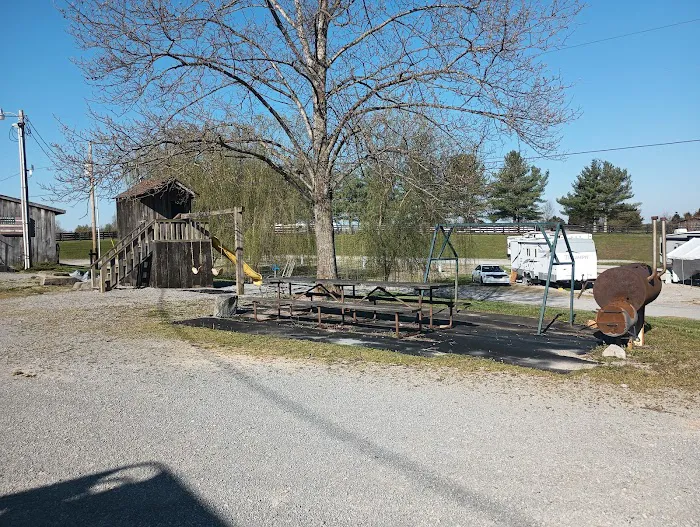 Quiet Woods Green River Stables 2