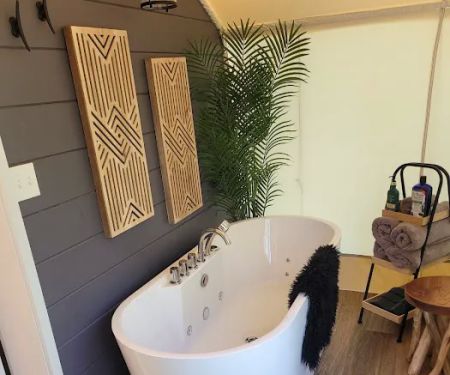 Nine Pines Retreats