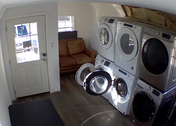 Sirls Rd Campground and Laundromat 4