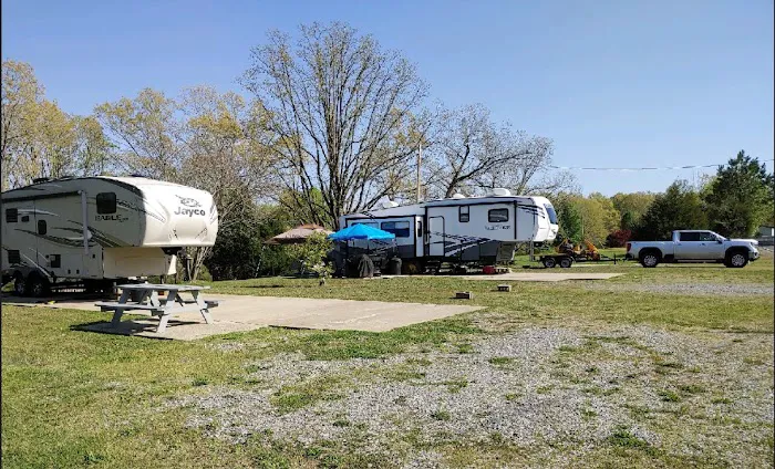Sirls Rd Campground and Laundromat 1