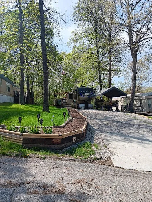 Whitton Heights Mobile Home and RV Park 9