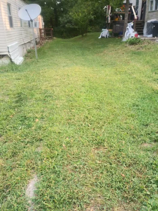 Whitton Heights Mobile Home and RV Park 6