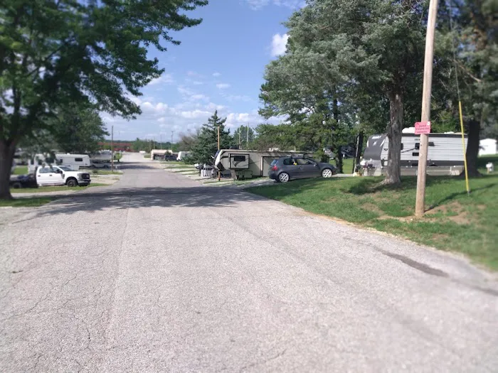 Pine Grove Homes & RV Community 4