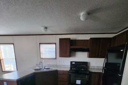 Sunset Village Mobile Home Park & RV Campground