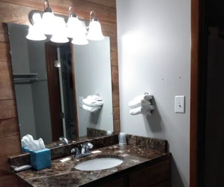 Shelby Country Inn and RV Park