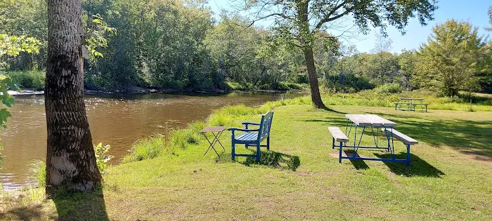 Confluence Camping Boat Launch & Rental ( KALLIOS LANDING) 6