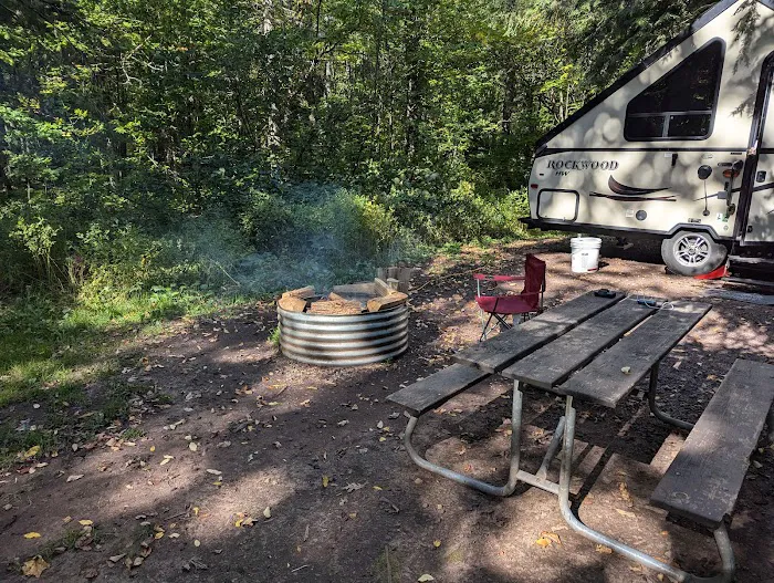 Lost Creek Outpost Campground 8
