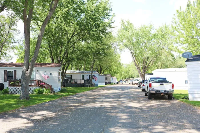 Woodlund Mobile Home Park 5