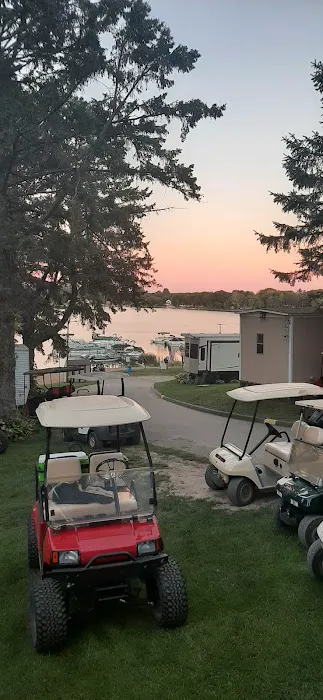 Hillcrest Park & Marina 9