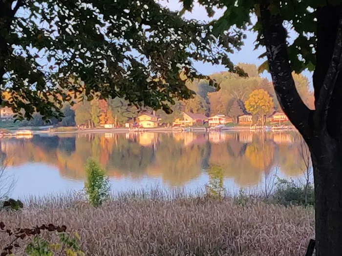 Hillcrest Park & Marina 4