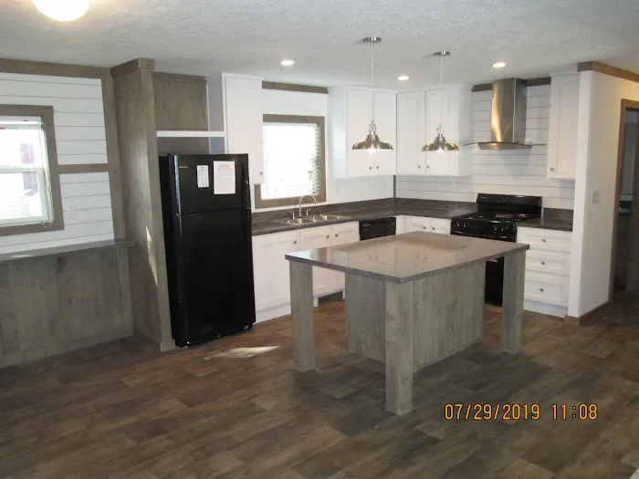 Colonial Village 10