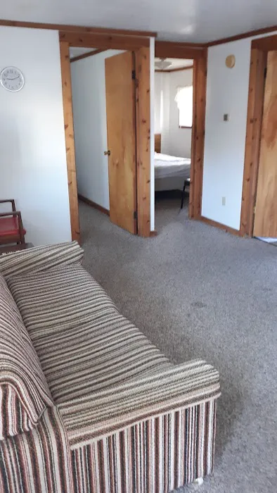 Poplars Resort & Campground 4